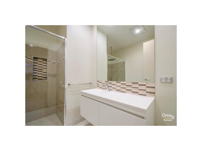 2 STEVEDORE STREET, Williamstown VIC 3016