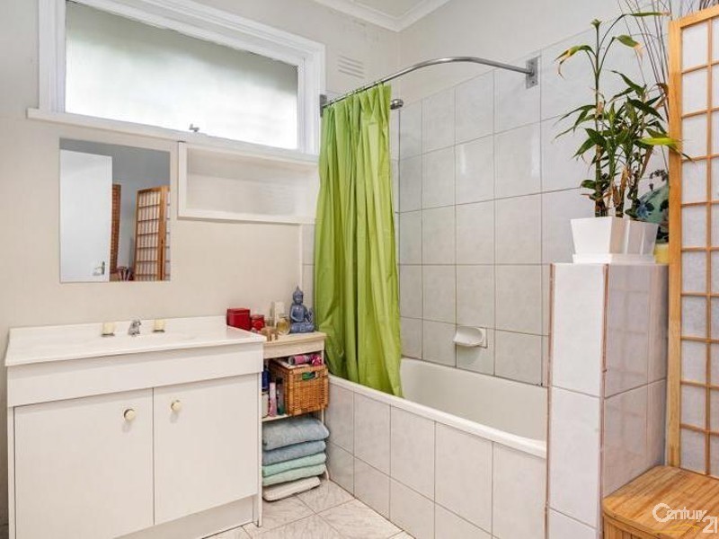 4/28 Peel Street, Newport VIC 3015