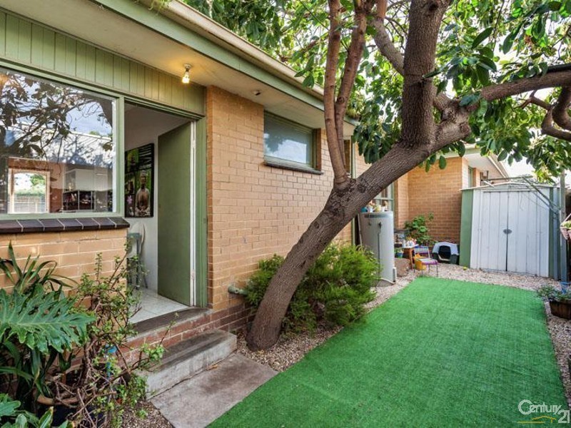 4/28 Peel Street, Newport VIC 3015