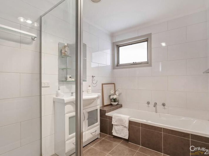 2/86 Elizabeth Street, Newport VIC 3015