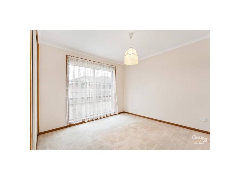 1/6 MUNRO COURT, Altona Meadows VIC 3028