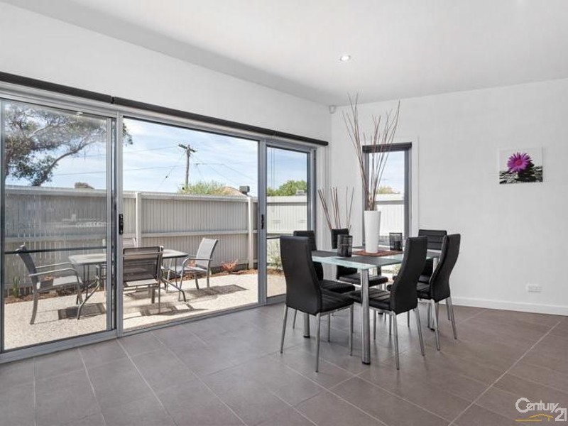 2 Third Avenue, Altona North VIC 3025