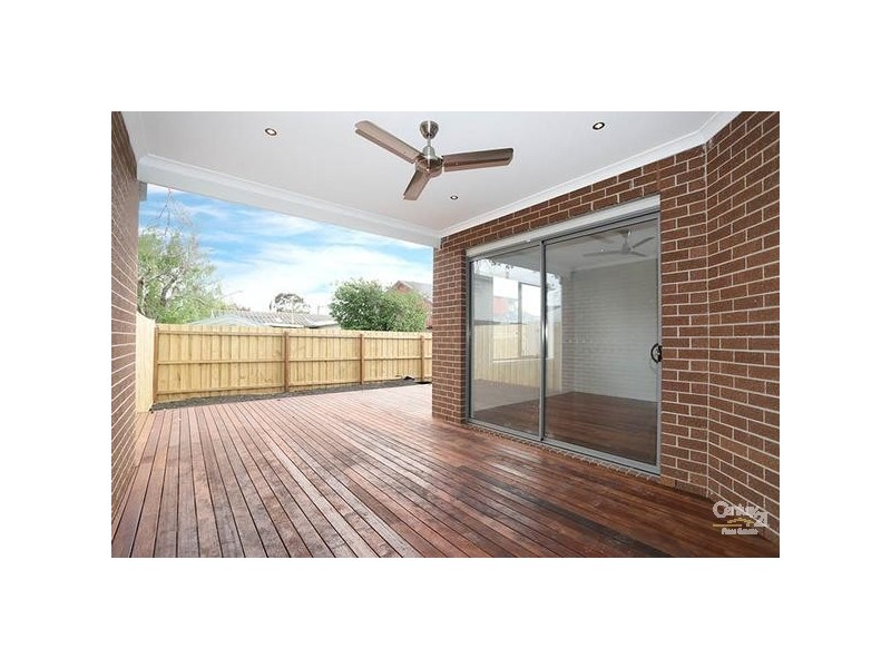 37 MONMOUTH STREET, Newport VIC 3015