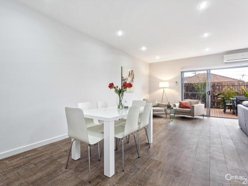 50 Angus Avenue, Altona North VIC 3025