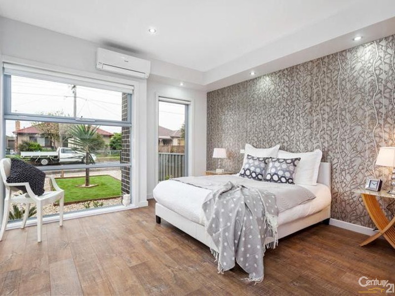 50 Angus Avenue, Altona North VIC 3025