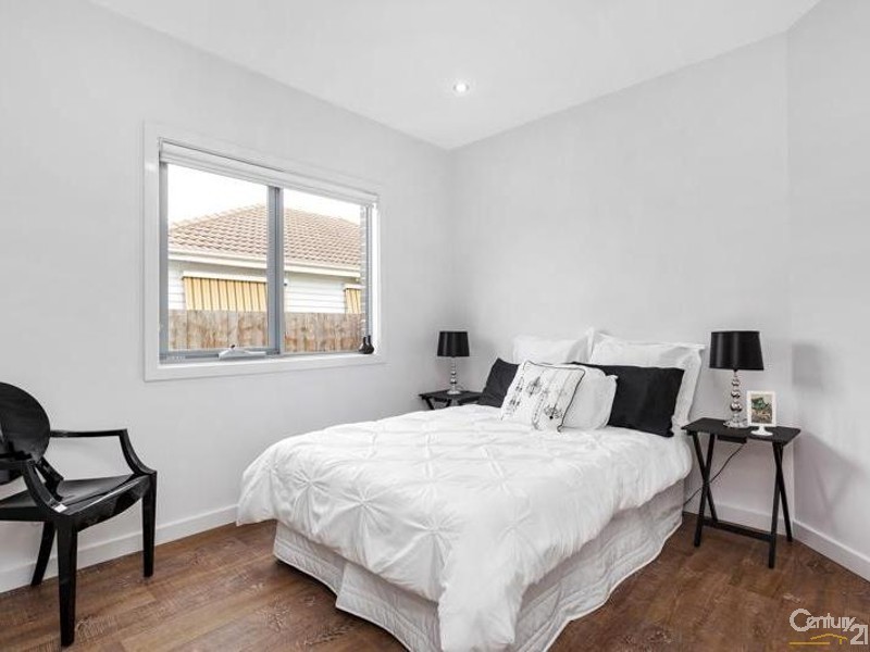 50 Angus Avenue, Altona North VIC 3025