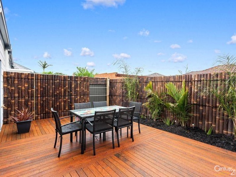 50 Angus Avenue, Altona North VIC 3025