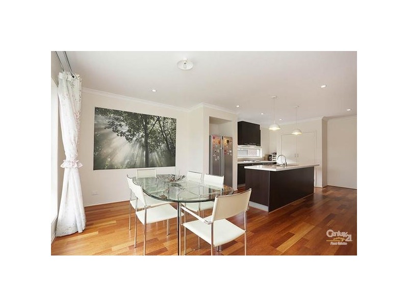 16 CORDNER WAY, Point Cook VIC 3030