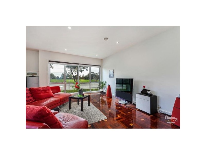4/71 OXFORD STREET, Newport VIC 3015