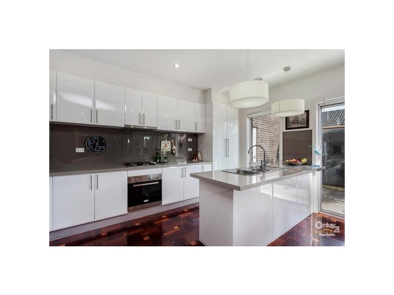 4/71 OXFORD STREET, Newport VIC 3015