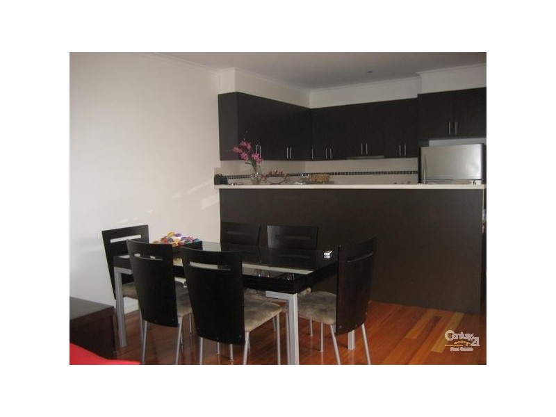 3/180 WOODS STREET, Newport VIC 3015