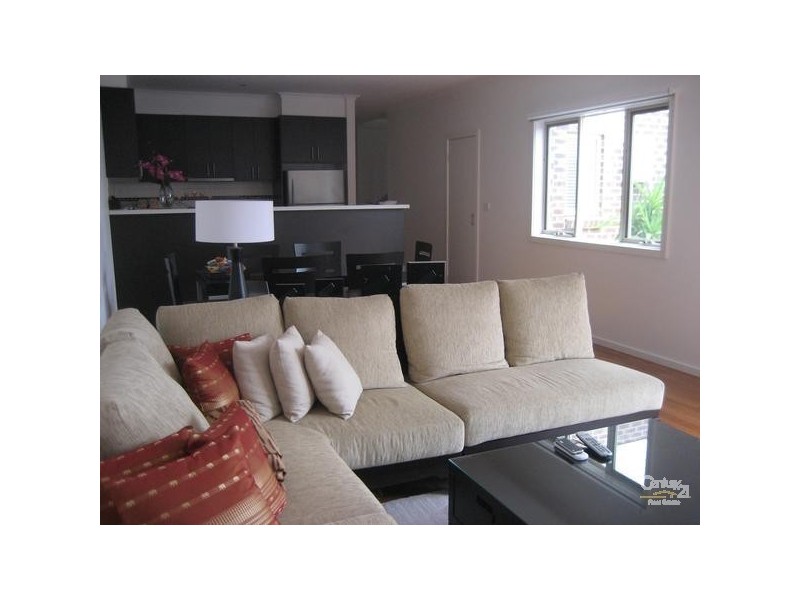 3/180 WOODS STREET, Newport VIC 3015