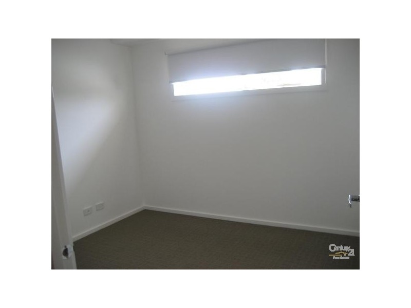 3/180 WOODS STREET, Newport VIC 3015