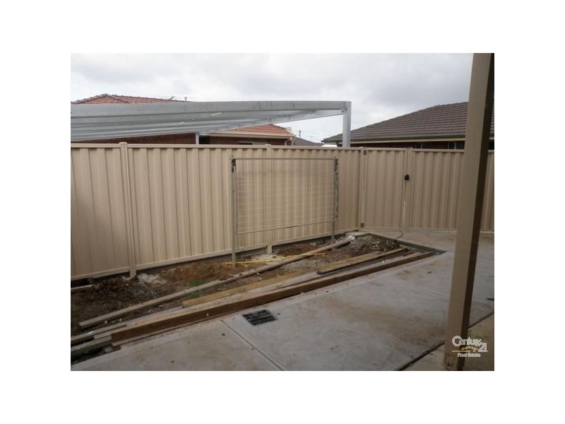 1/123 MERTON STREET, Altona Meadows VIC 3028