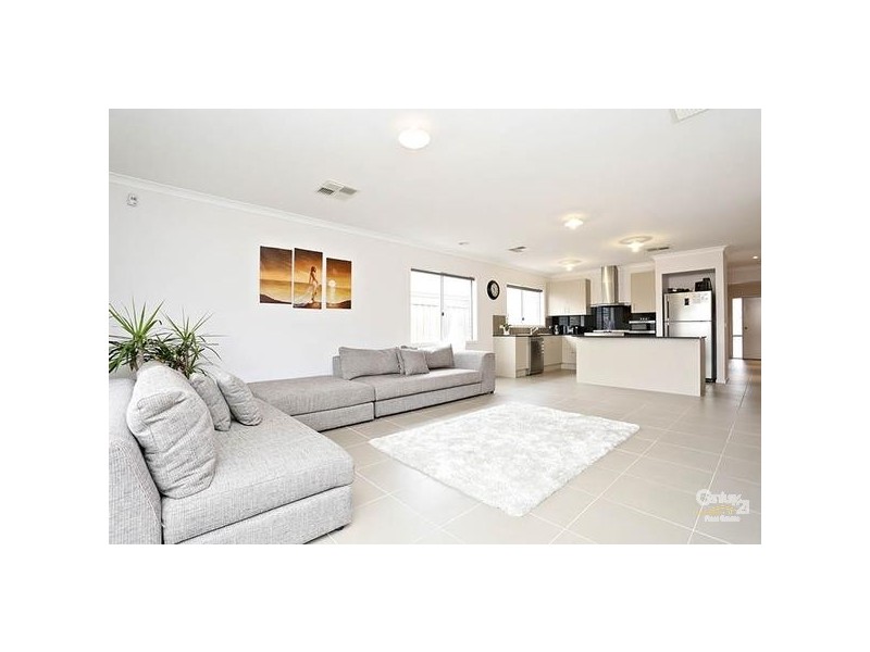 16 IONIAN WAY, Point Cook VIC 3030