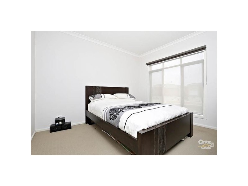 16 IONIAN WAY, Point Cook VIC 3030