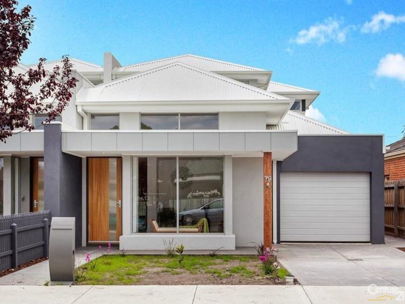 1 and 2/79 Saltley Street, South Kingsville VIC 3015