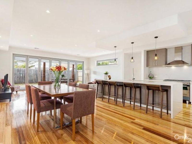 1 and 2/79 Saltley Street, South Kingsville VIC 3015
