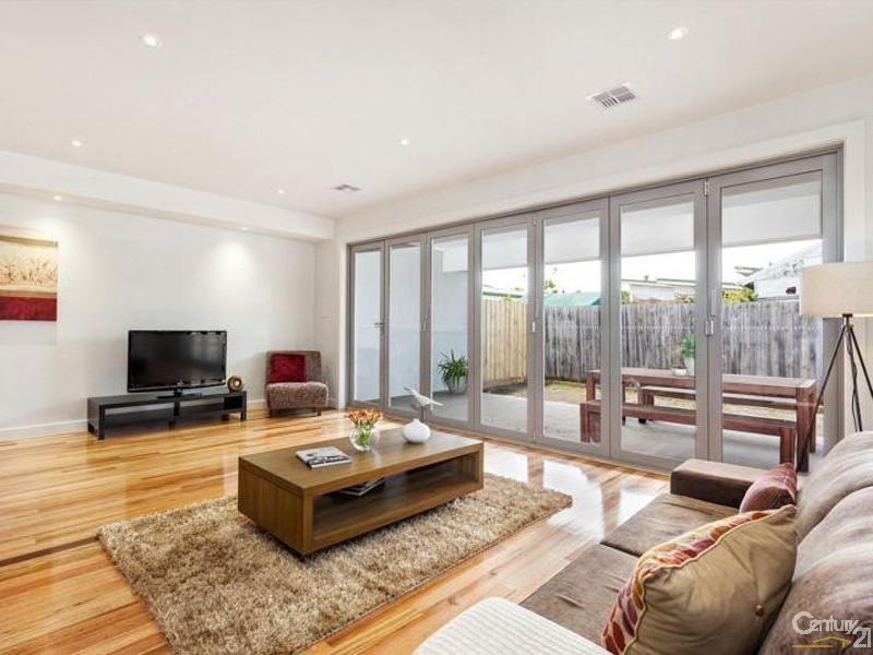 1 and 2/79 Saltley Street, South Kingsville VIC 3015