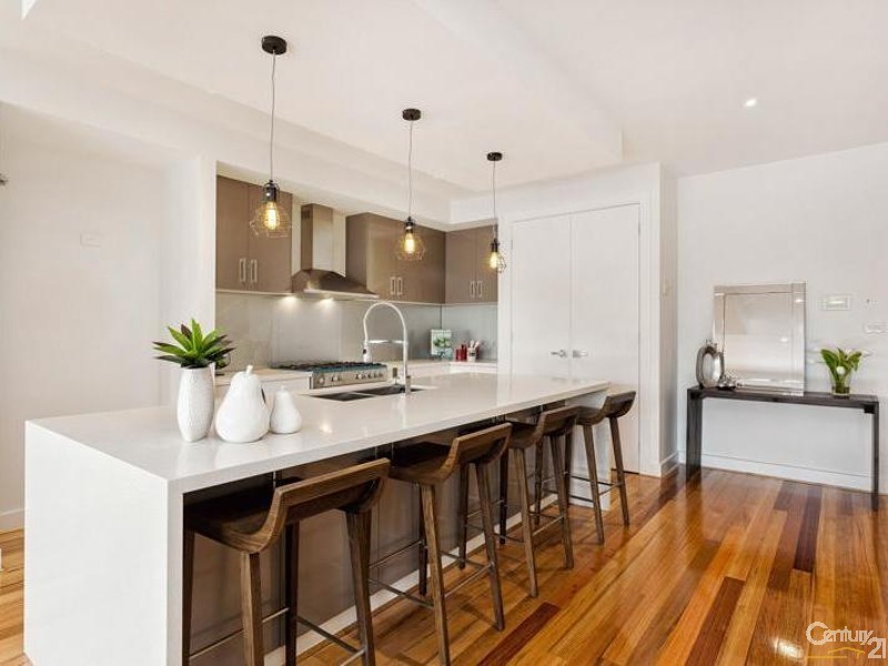 1 and 2/79 Saltley Street, South Kingsville VIC 3015
