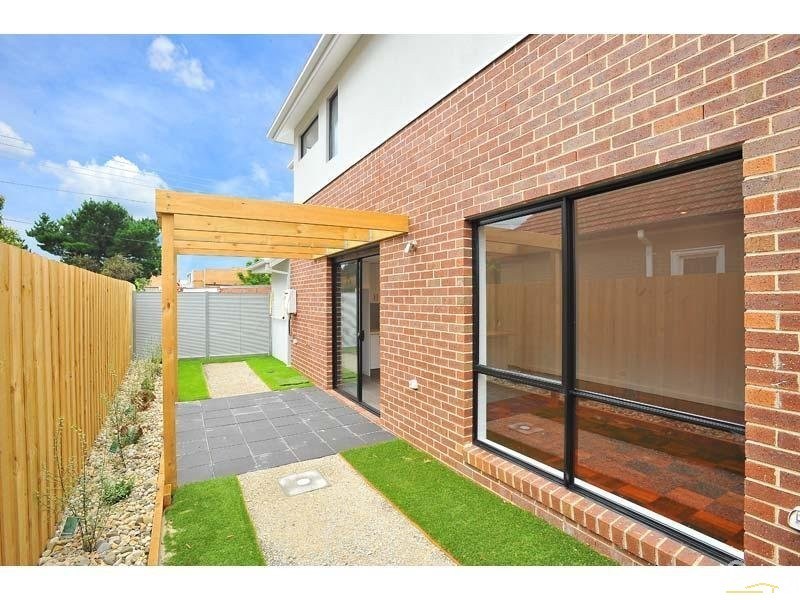 20A Stapley Crescent, Altona North VIC 3025