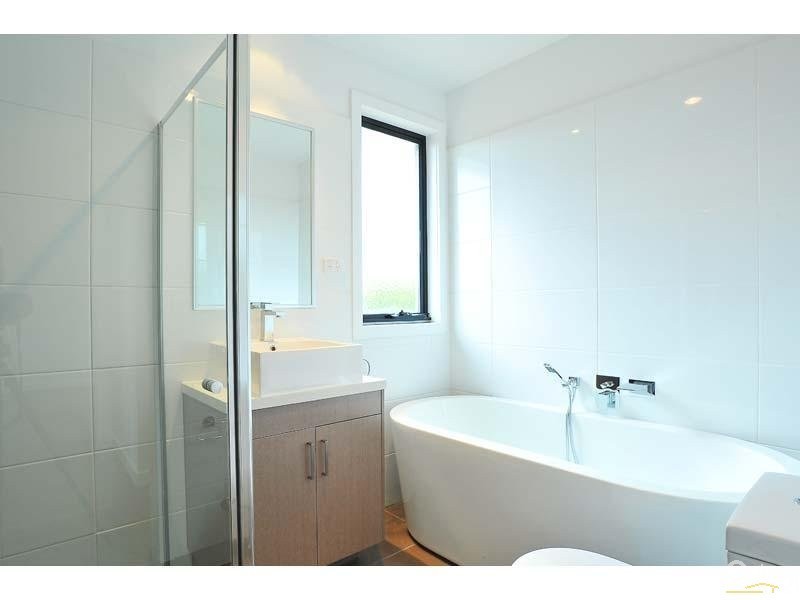 20A Stapley Crescent, Altona North VIC 3025