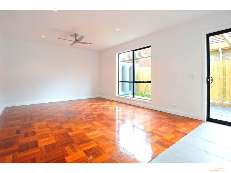 20A Stapley Crescent, Altona North VIC 3025