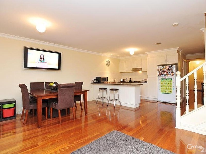 141 JOHNSTON STREET, Newport VIC 3015