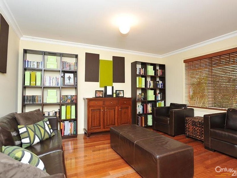 141 JOHNSTON STREET, Newport VIC 3015