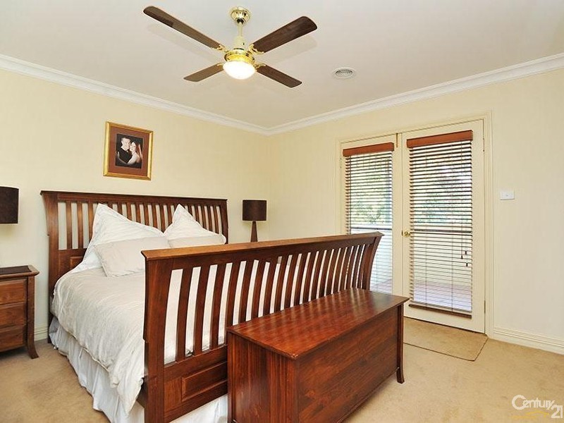 141 JOHNSTON STREET, Newport VIC 3015