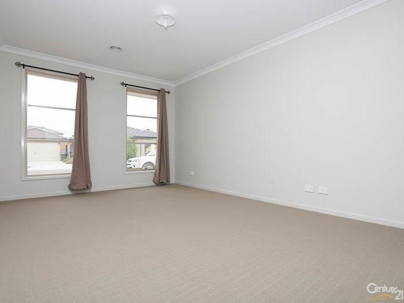 9 CABERNET, Point Cook VIC 3030