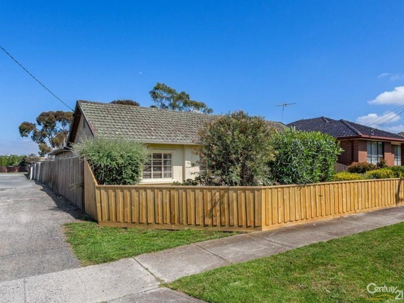 1 Gordon Street, Newport VIC 3015
