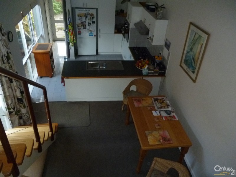 14 ILLAWARRA, Williamstown VIC 3016