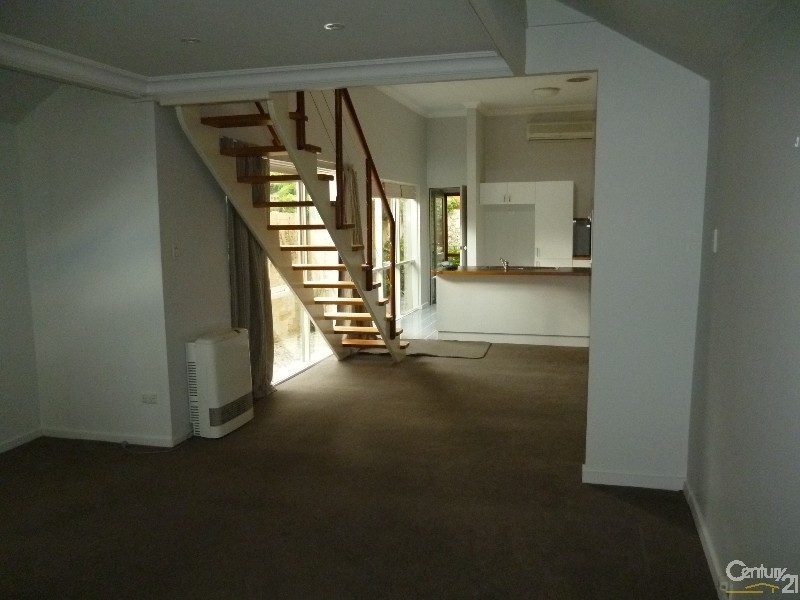 14 ILLAWARRA, Williamstown VIC 3016