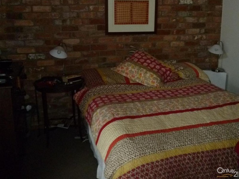 14 ILLAWARRA, Williamstown VIC 3016