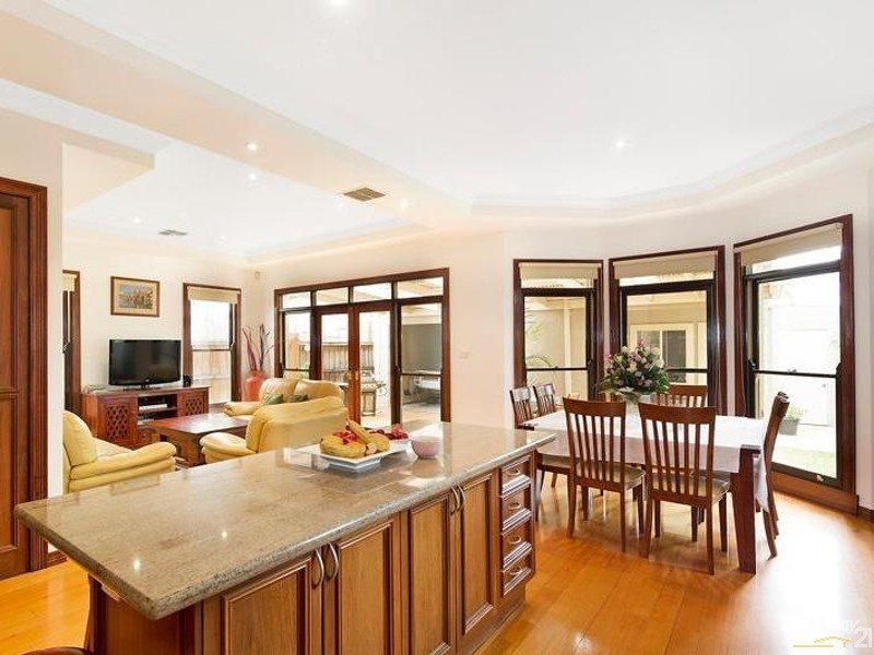 277 MELBOURNE ROAD, Newport VIC 3015