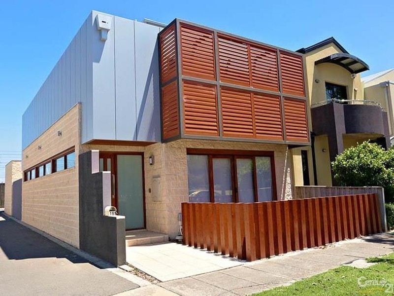 169 JOHN LISTON DRIVE, Newport VIC 3015