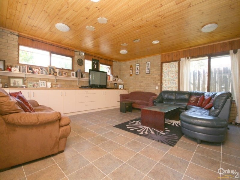 2 FREDERICK COURT, Werribee VIC 3030