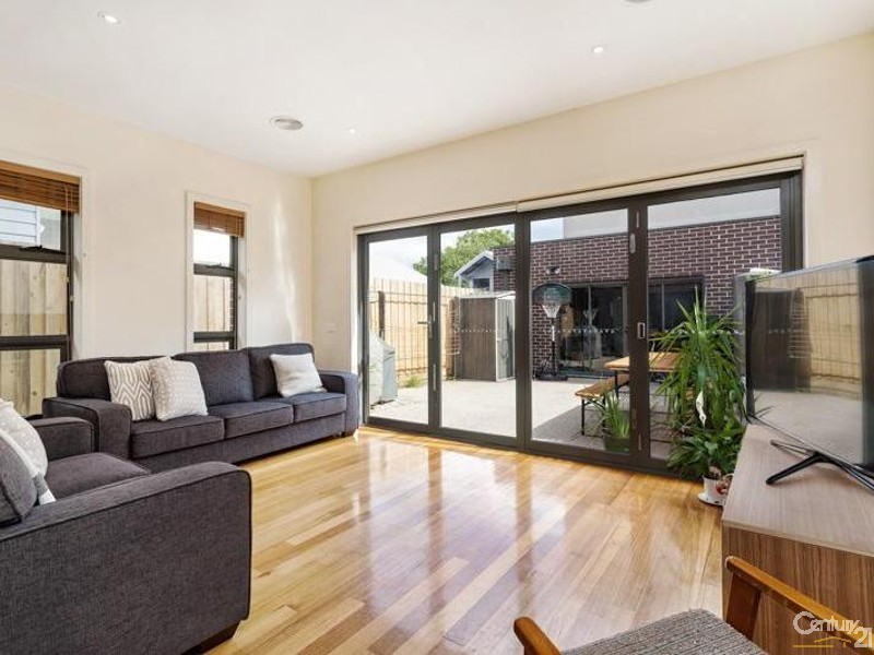 1/24 Junction Street, Newport VIC 3015