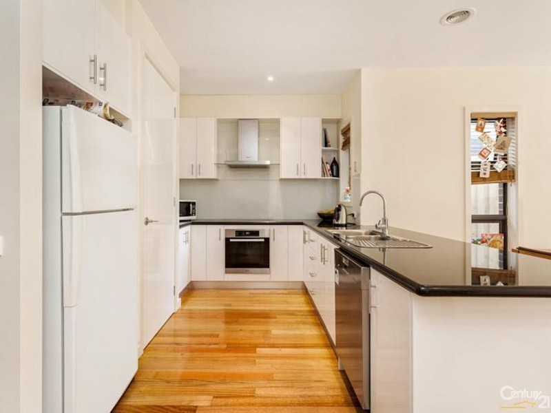 1/24 Junction Street, Newport VIC 3015