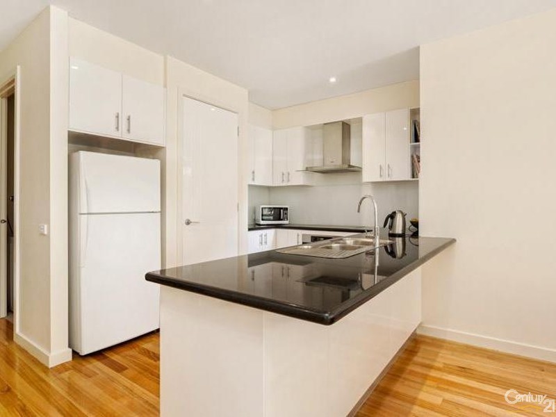 1/24 Junction Street, Newport VIC 3015