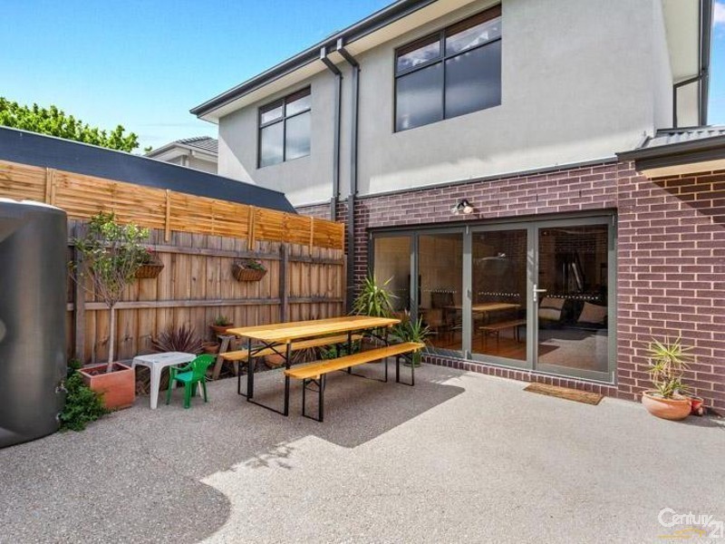 1/24 Junction Street, Newport VIC 3015