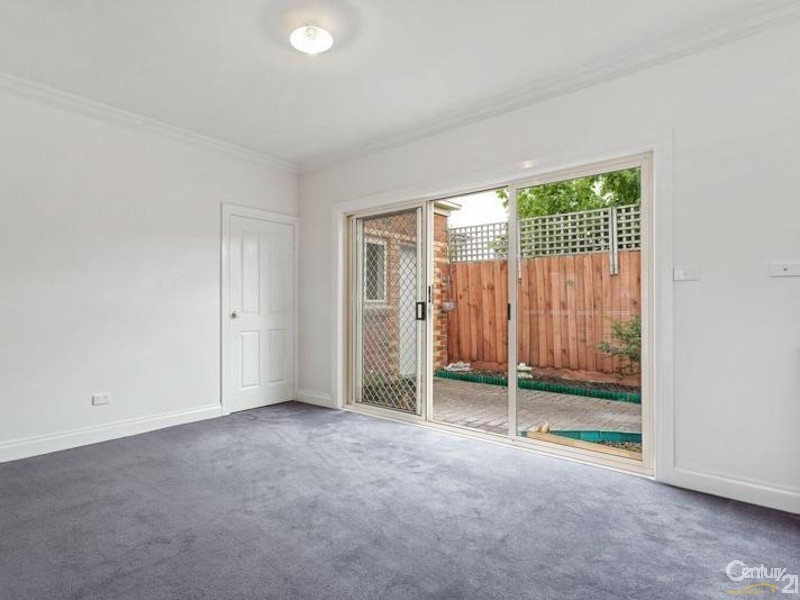 2/60 David Street, Altona VIC 3018