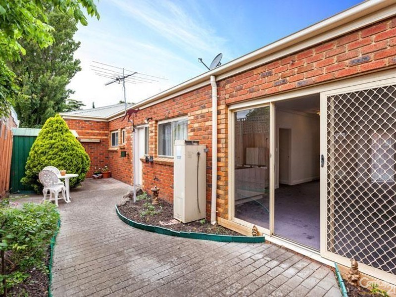 2/60 David Street, Altona VIC 3018