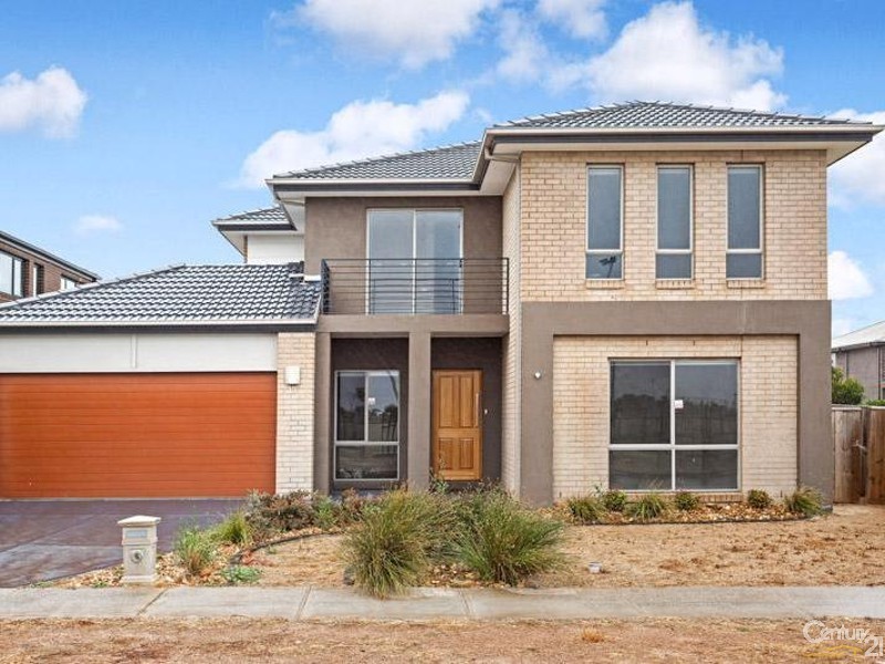 19 Waiben Cres, Point Cook VIC 3030