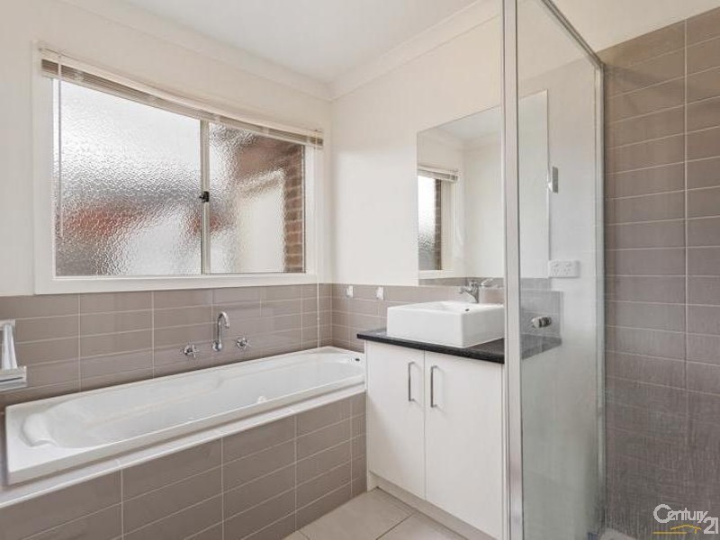 21 Orlando Avenue, Truganina VIC 3029