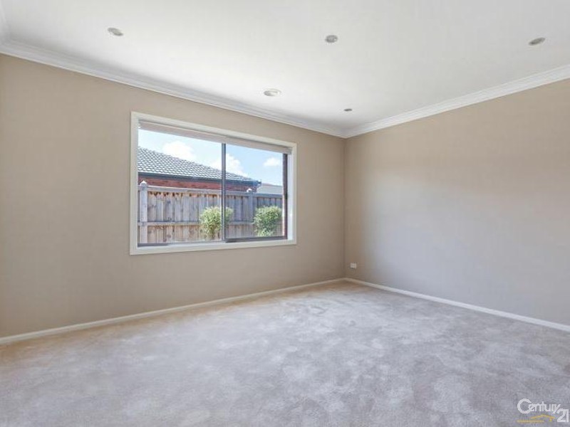 19  DAYDREAM DRIVE, Point Cook VIC 3030