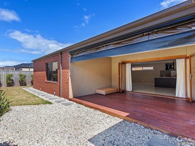 19  DAYDREAM DRIVE, Point Cook VIC 3030