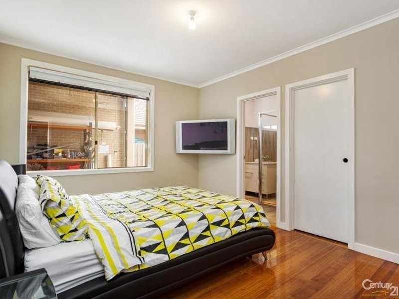 12 Kaye Crescent, Laverton VIC 3028