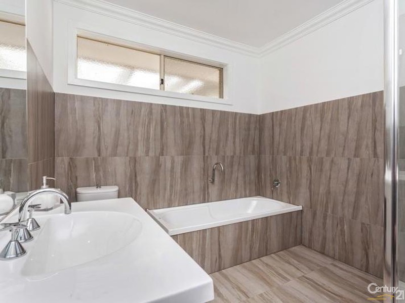 12 Kaye Crescent, Laverton VIC 3028